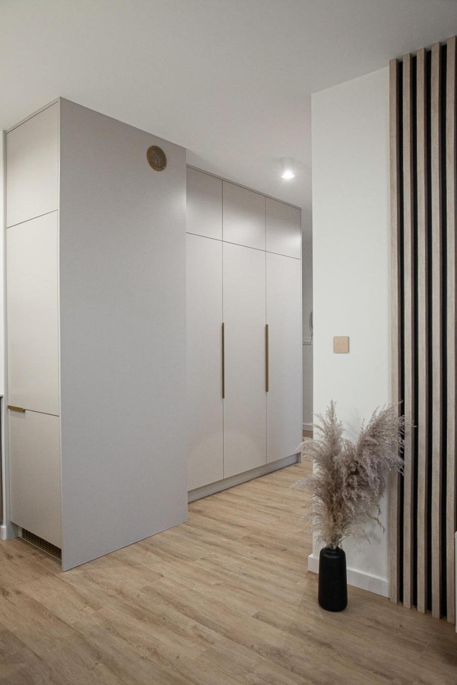 קטוביץ Kobiela Apartments Debowe Tarasy מראה חיצוני תמונה