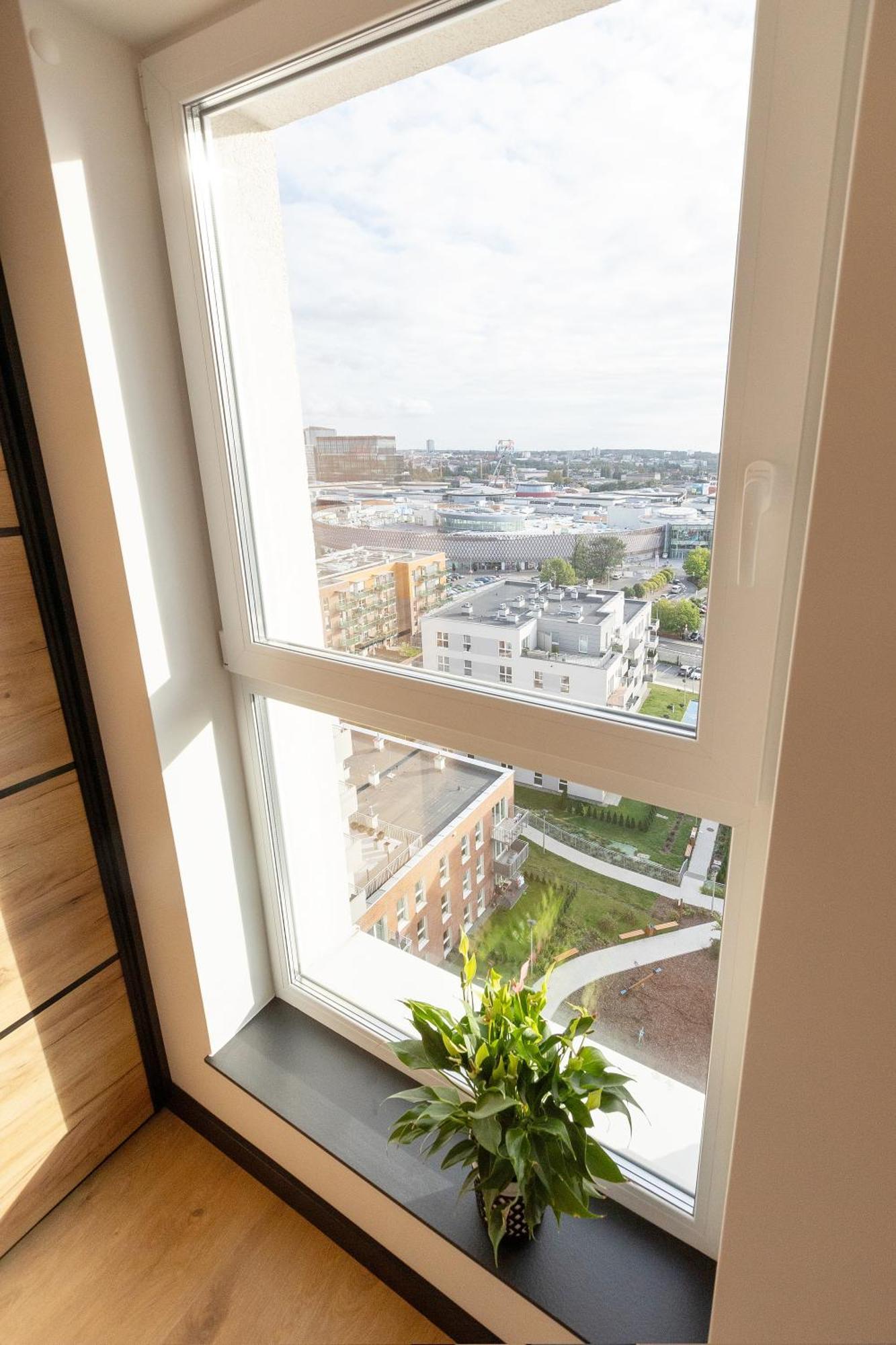 קטוביץ Kobiela Apartments Debowe Tarasy מראה חיצוני תמונה