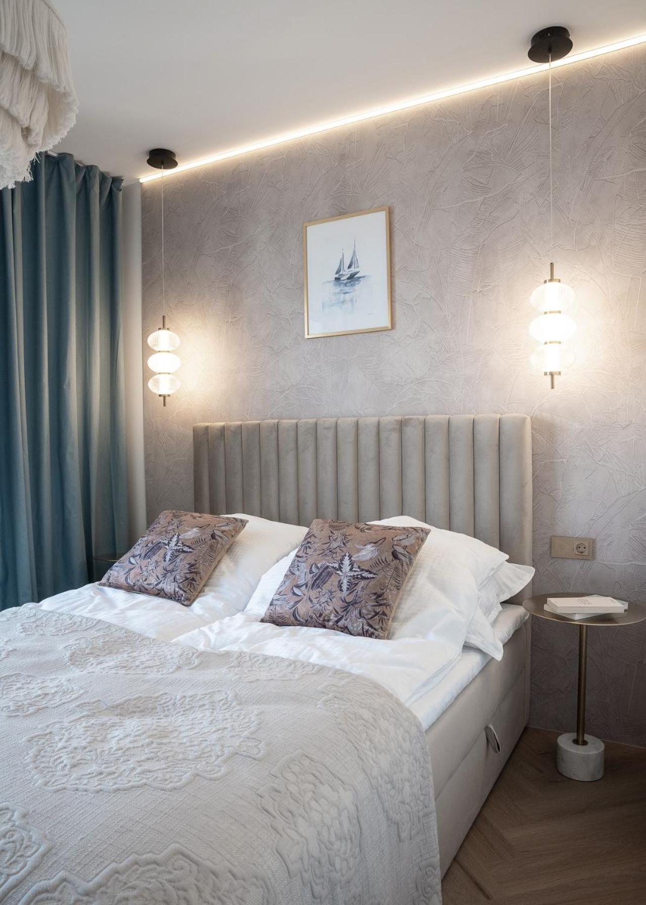 קטוביץ Kobiela Apartments Debowe Tarasy מראה חיצוני תמונה